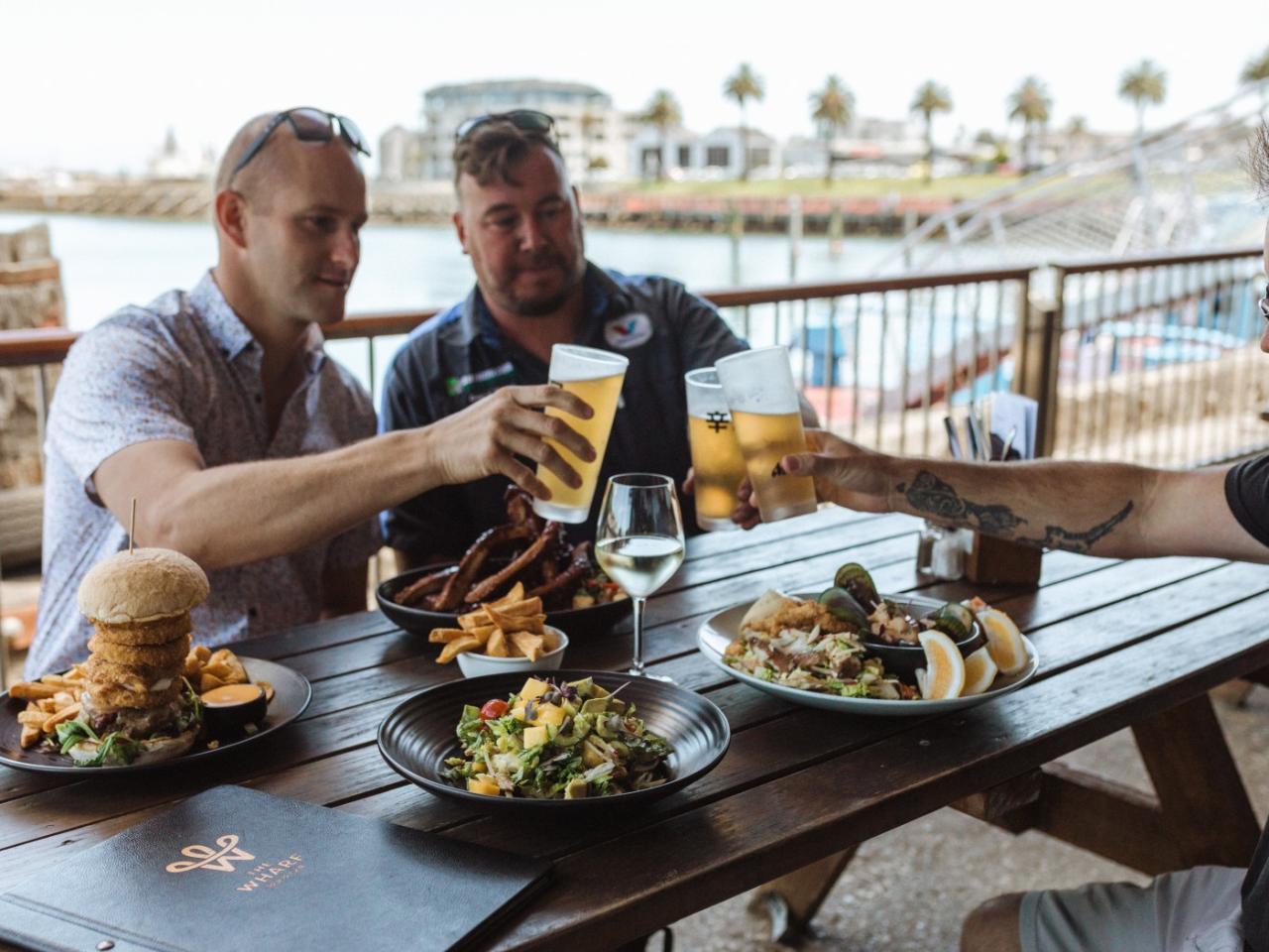 Wharf Bar Gisborne